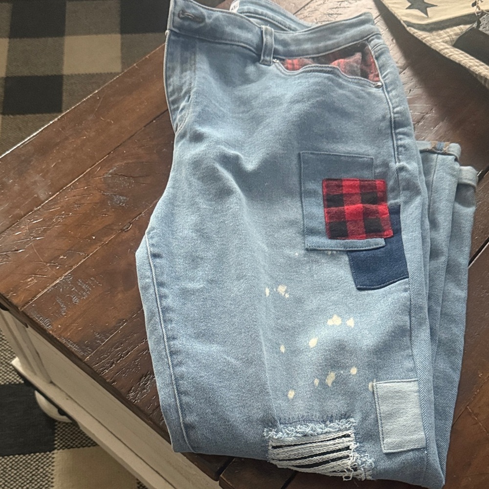 Lane Bryant Blue Boyfriend Jeans with Red Plaid Accents they are 26 inch inseam